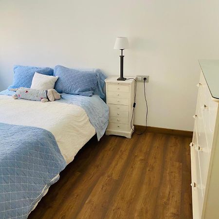 Appartamento Apartamento céntrico y moderno Ferrol Esterno foto